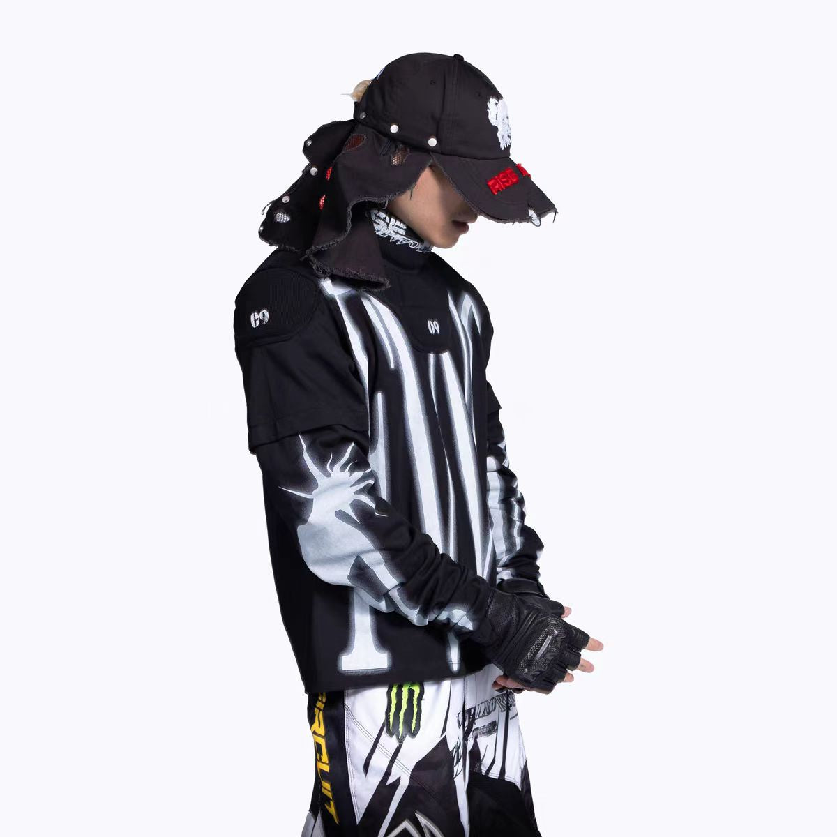 FreeWorldOrder Ice hockey shoulder pads top